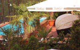 Ramada Hotel & Suites By Wyndham Bucharest North